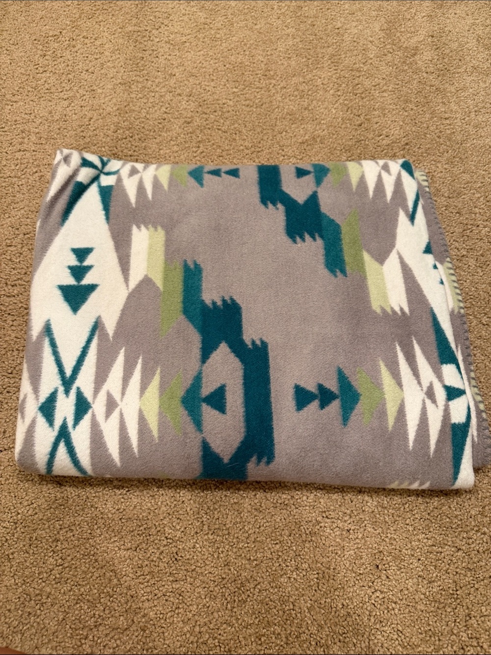 Pendleton Gray Teal White Green Geometric Fleece Throw